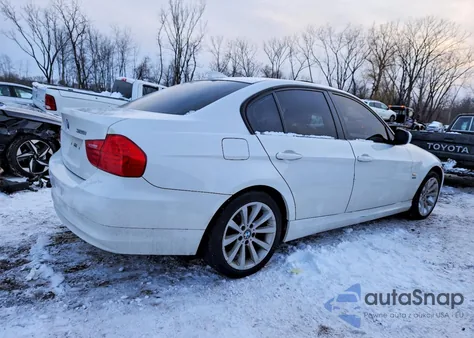 2011 BMW 328 Xi Sulev z USA, uszkodzony, nr VIN WBAPK5C59BA661761